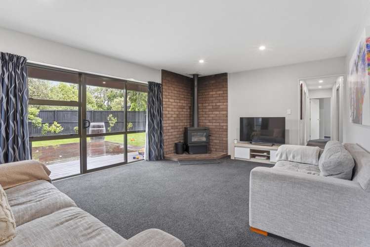 10 Bowie Drive Woodend_4