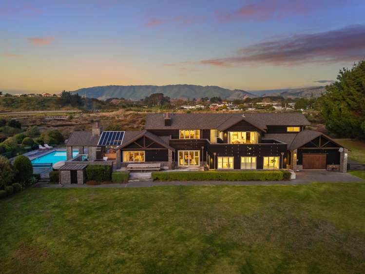 2 Otaihanga Road Paraparaumu Beach_43