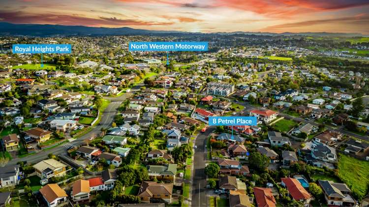 8 Petrel Place Massey_19