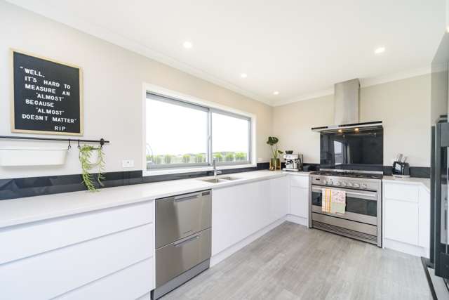 15 Highland View Drive Tokomaru_4