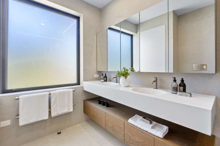 14a Muritai Road Milford_14