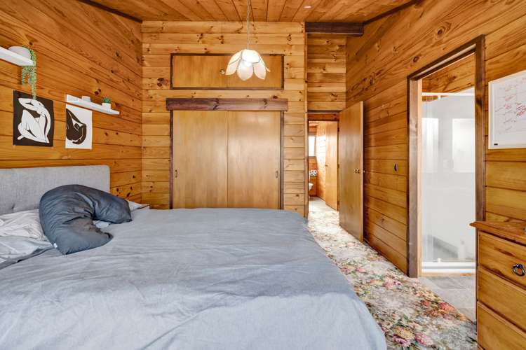 8 Ponderosa Place Opunake_12