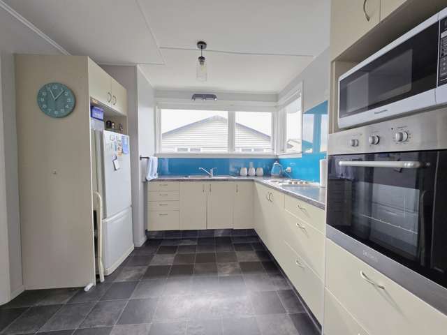 127 Hoffman Street Hokitika_2