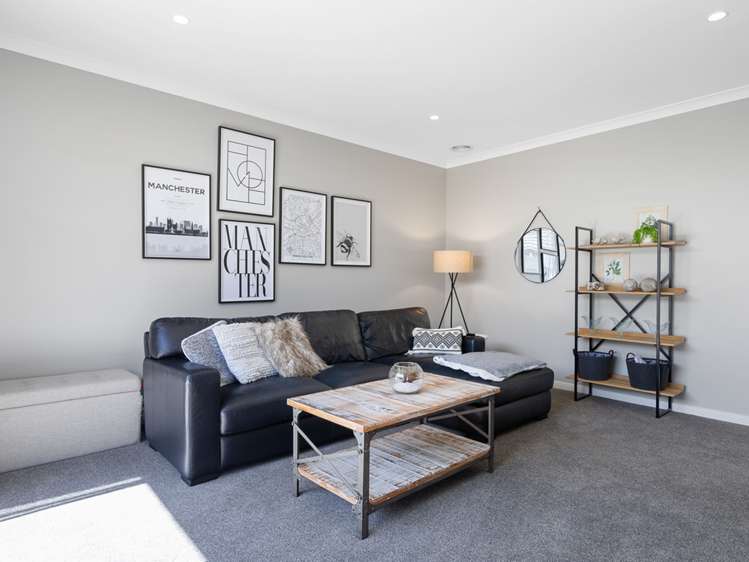 21 Corsair Crescent Burleigh_22