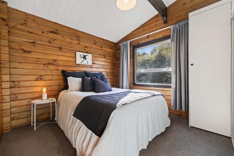 16 Williams Street Sunshine Bay_12