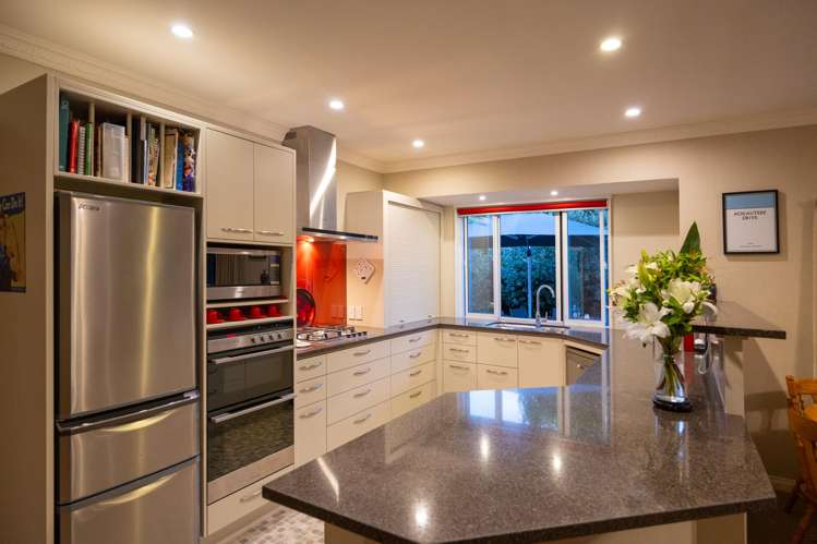 9 Ranara Court West End_6