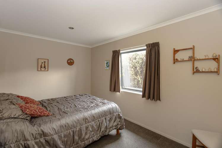 35A Arrow Crescent Holmes Hill_14