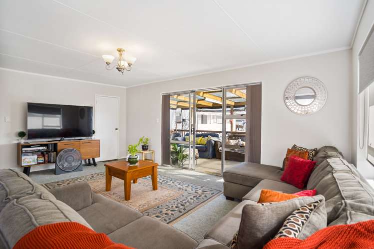 4 Iris Place Clendon Park_6