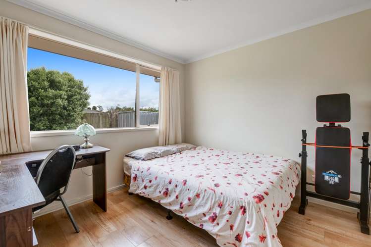 17 Aitkenhead Court Parakai_8