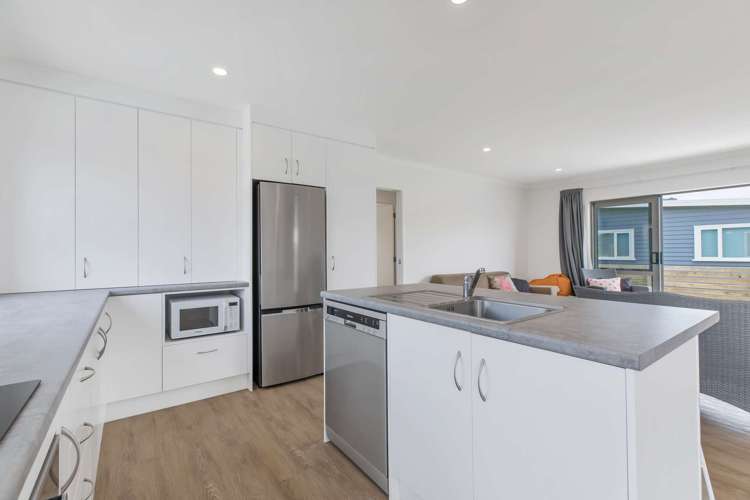 60 Edinburgh Street Waihi Beach_2