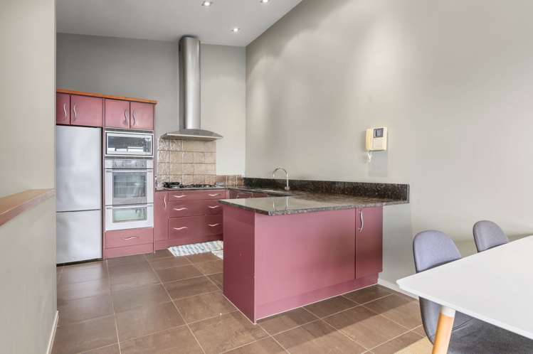 21e Ruakiwi Road Hamilton Lake_5