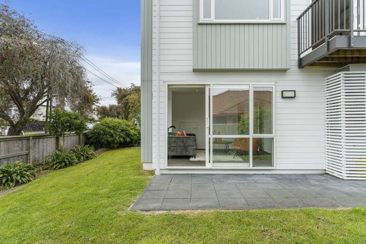 16a Woodbine Avenue Greenlane_24