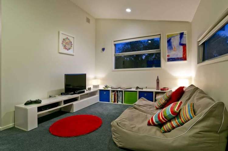 54 Shelter Drive Greenhithe_19