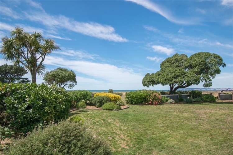 48 Rarangi Beach Road Rarangi_16
