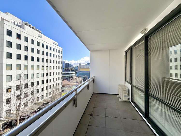 5C/18 Wakefield Street 10015_7