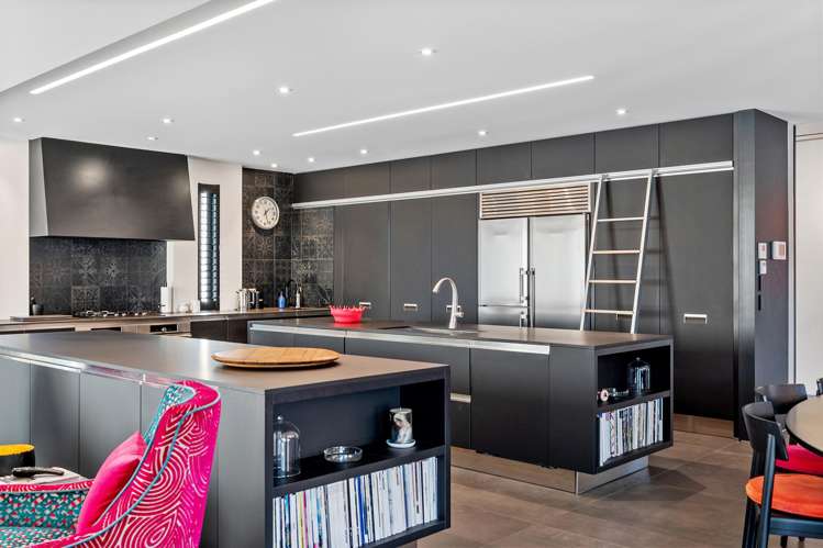 7 Helmores Lane Merivale_10