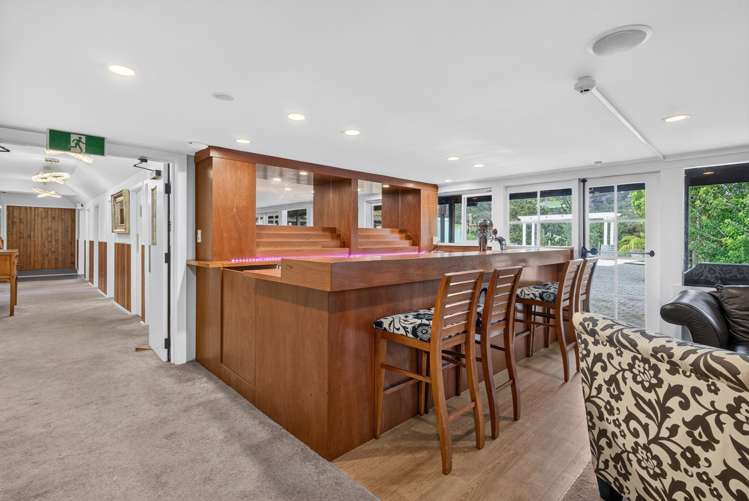 182 Paekakariki Hill Road Pāuatahanui_12