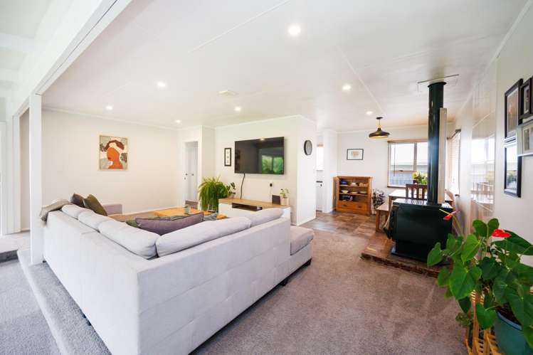 27 Ferndale Place Feilding_2