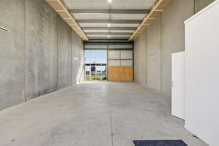 Unit 4/2 Curly McLeod Way Mt Maunganui_10