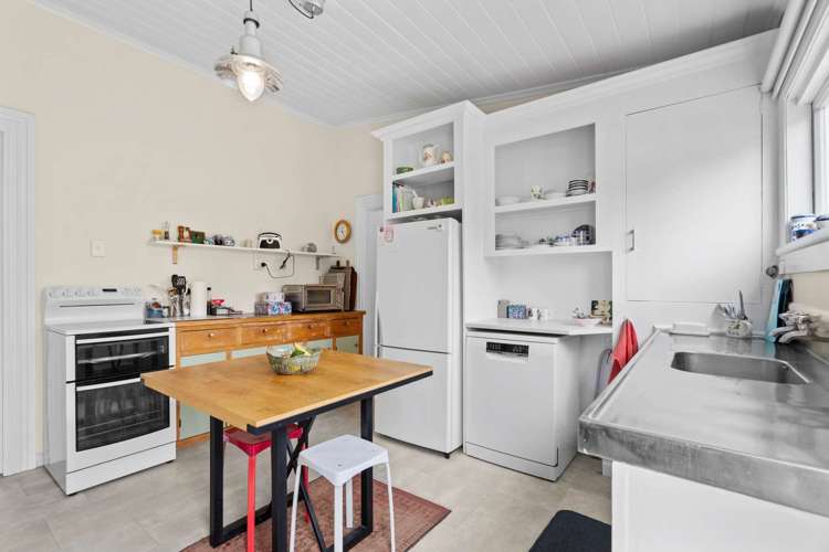 407 French Street Akina_11