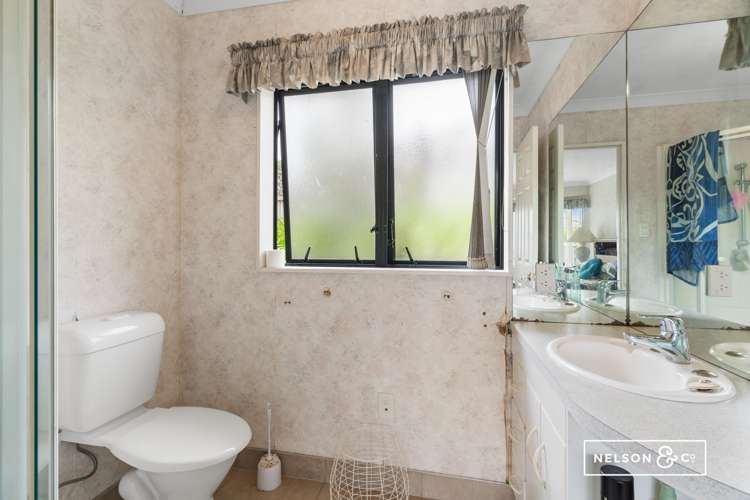 10 Silkwood Grove Totara Heights_15