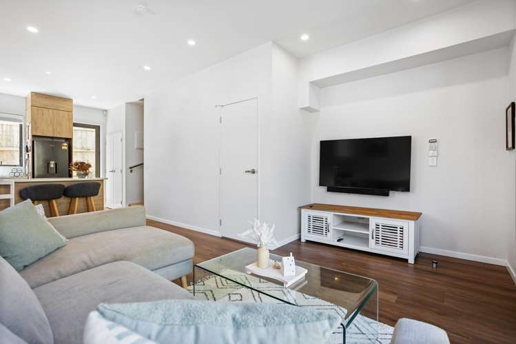 3/22 Coniston Avenue Te Atatu South_12