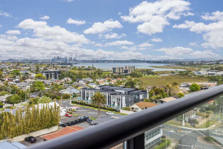 Address withheld Takapuna_7