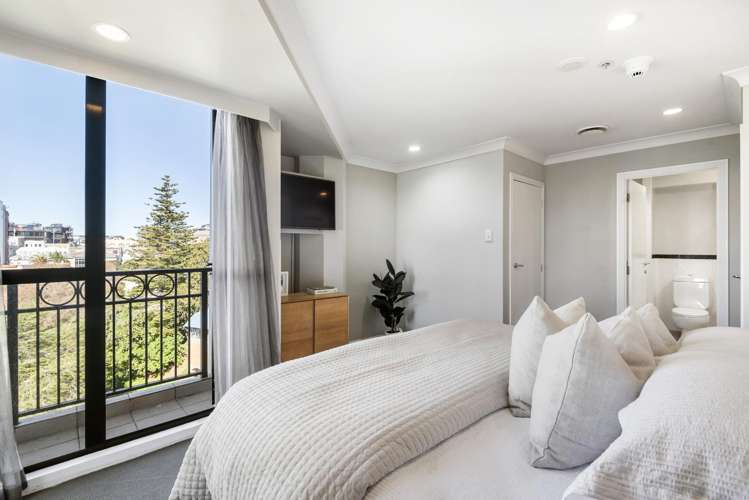 7l/100 Greys Avenue Auckland Central_9