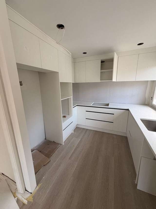 4 Bdrm, 1 bthrm. Standalone home.