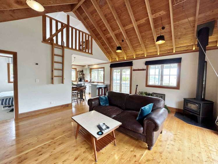 33 Cornwall Road Lyttelton_5