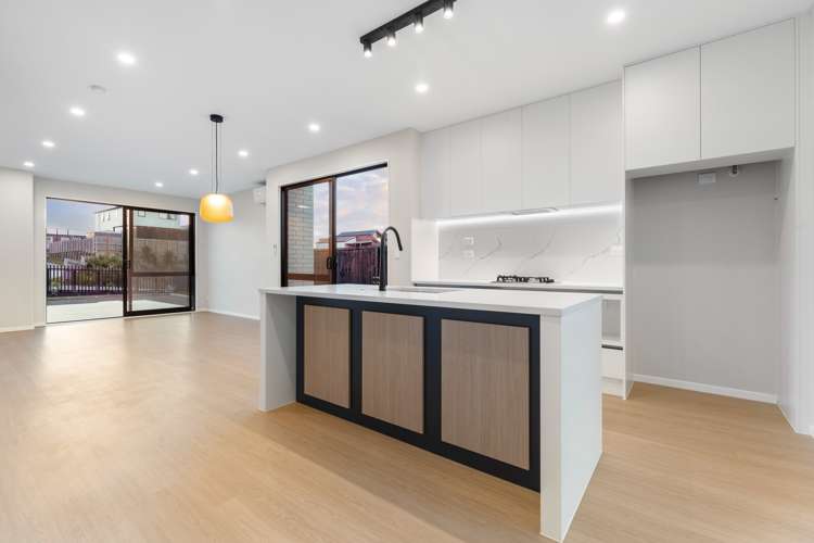 2 Papai Lane Massey_7