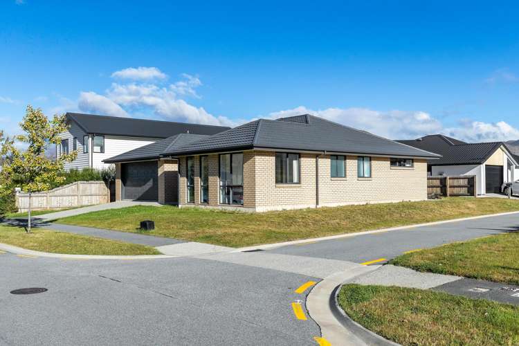 61 Risinghurst Terrace Lower Shotover_15
