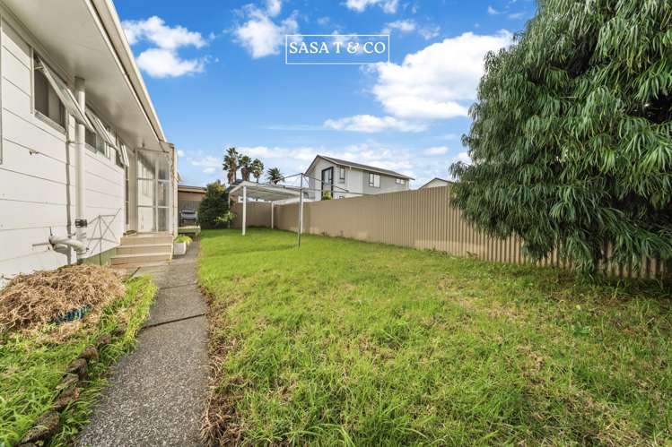 1/6 Ensor Place Mangere East_12