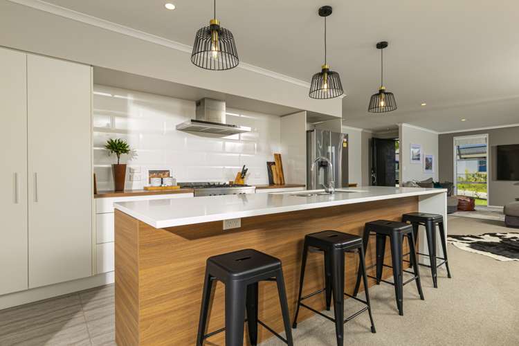 4 Kiwa Crescent Gulf Harbour_5