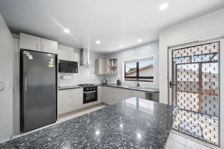 3 Mckean Avenue Manurewa_6