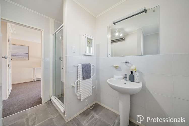 13 Ilam Grove Kelson_17