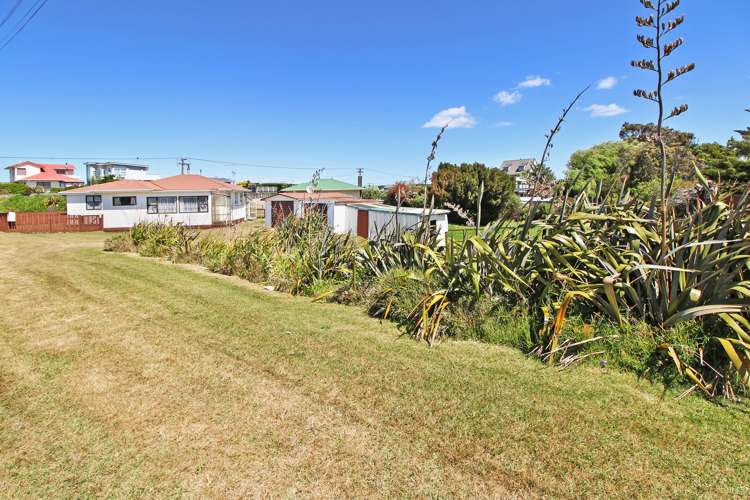 12 Roore Street Foxton Beach_5