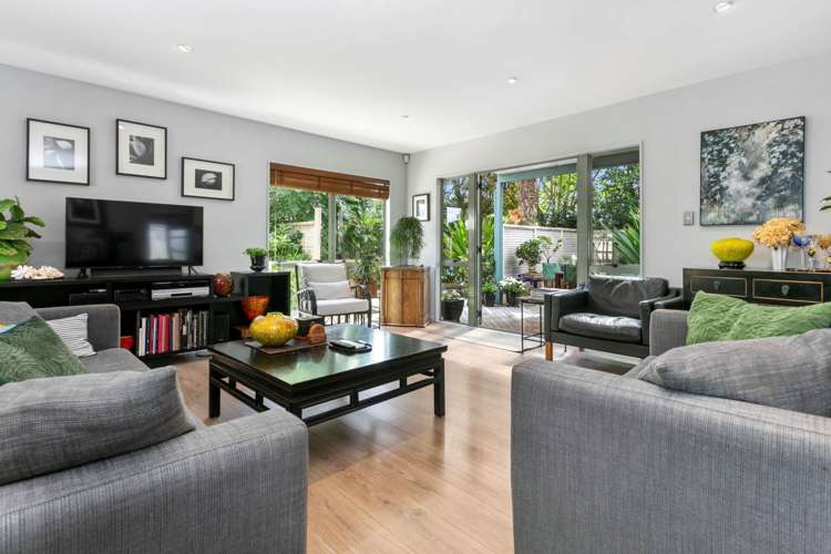 101b Sandringham Road_0