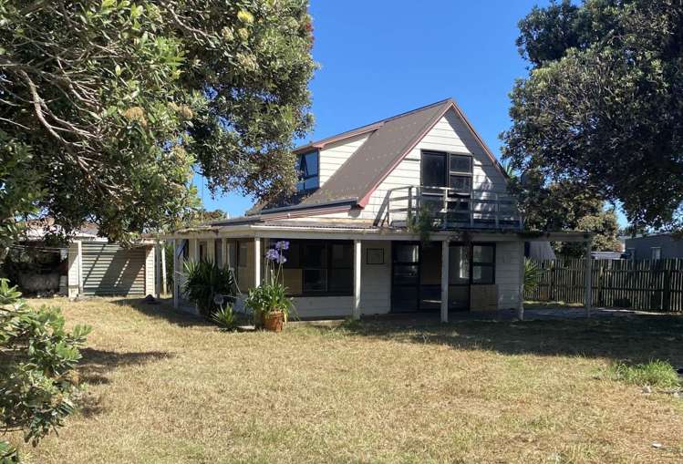 13 Cordyline Road Port Waikato_11