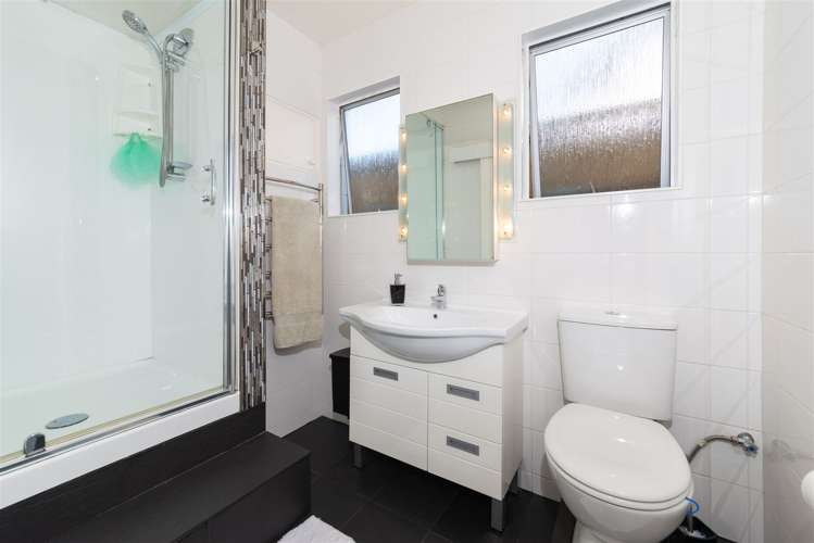 19 Marlene Avenue Te Atatu South_5