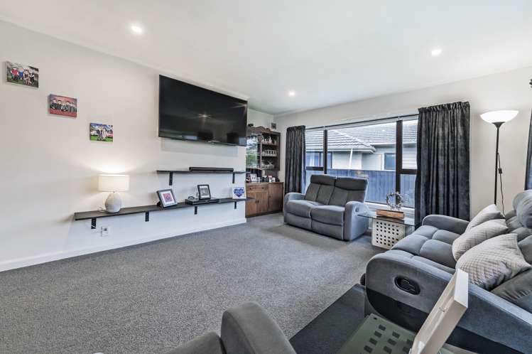 194 Springs Road Hornby_9