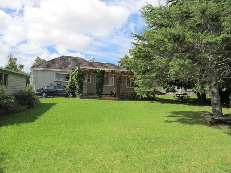 19 Fairfax Avenue Northcote_10