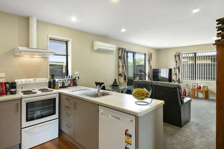 7 Cris Lodge Courts Hornby_6