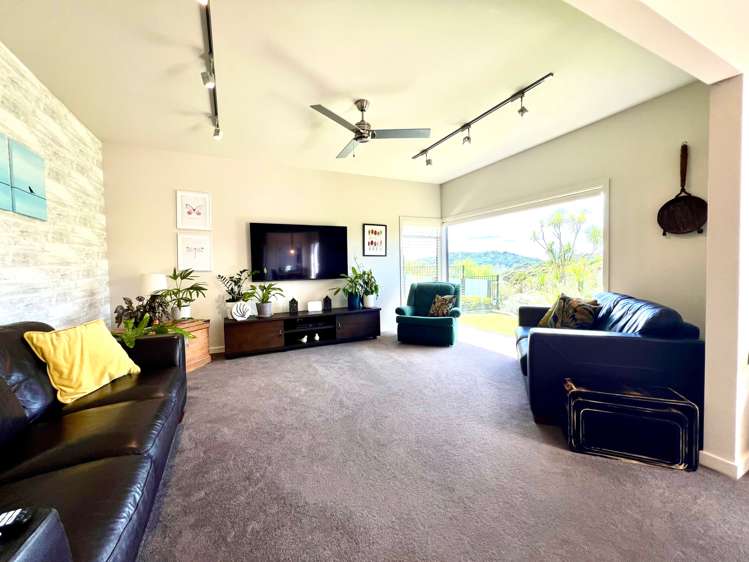 5c Sunshine Rise Raglan_25