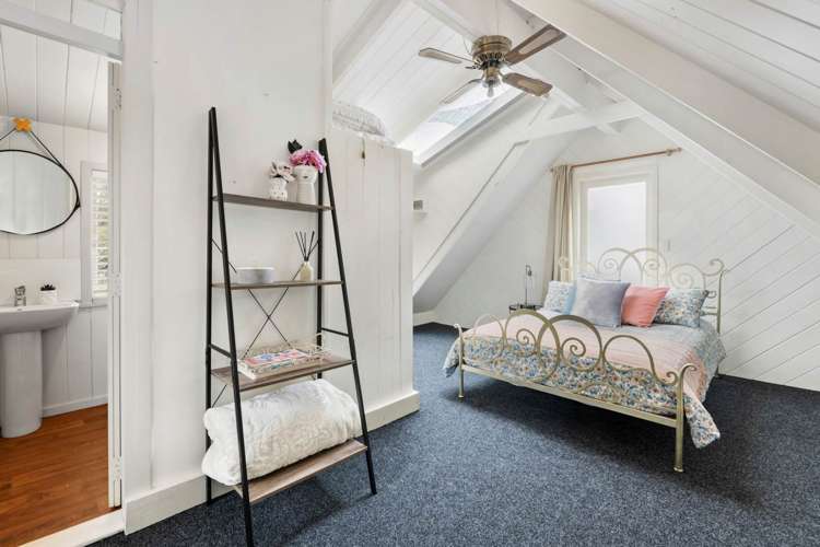 104 Attwood Road Paremoremo_19