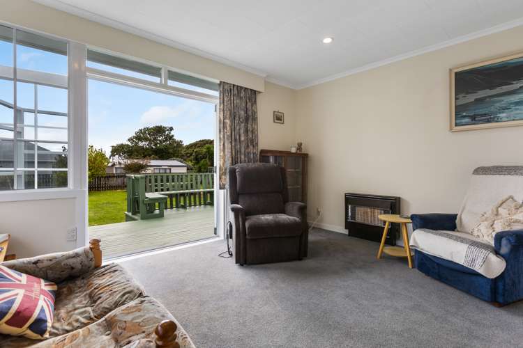 11 Karaka Street Merrilands_7