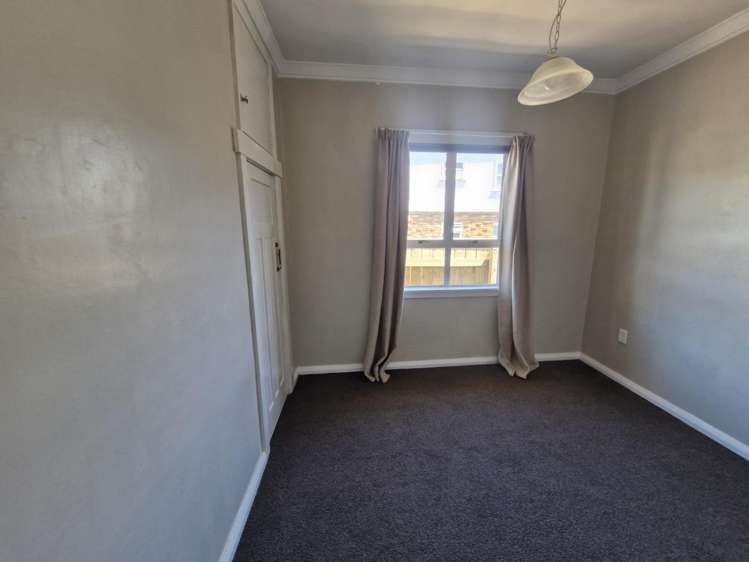 182 Powderham Street New Plymouth_13