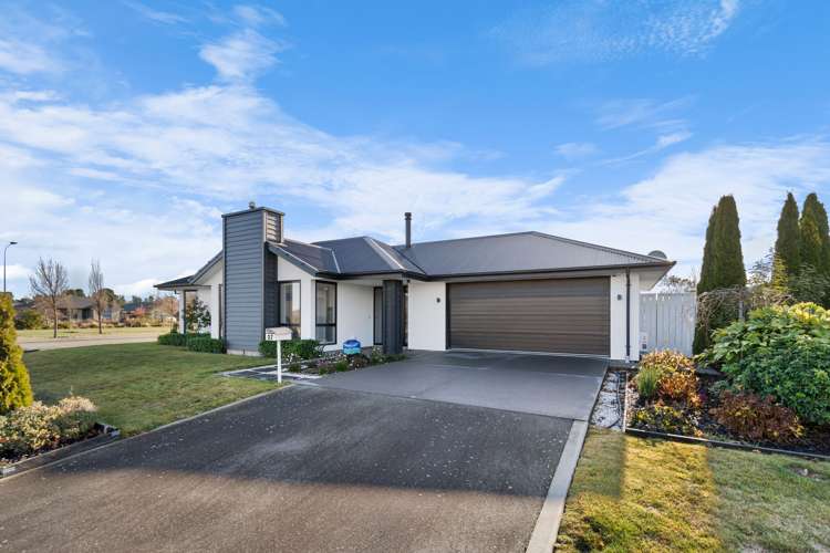 27 Faringdon Boulevard Rolleston_20