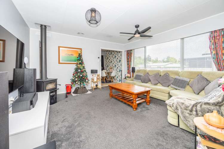 56 Karen Crescent Dinsdale_9