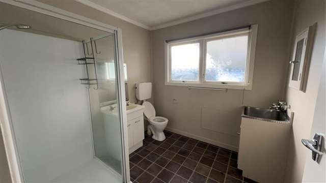 2/24 Seddon Street 1070_2